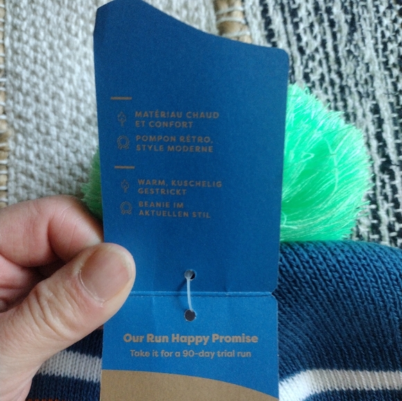 Brooks Happy Run hat pompom - Picture 4 of 5